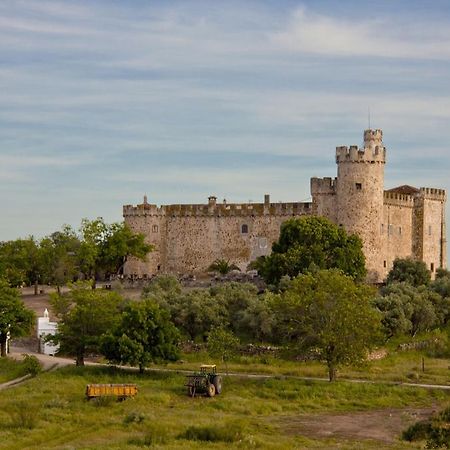 Casa Rural Castillo de Cáceres Esterno foto